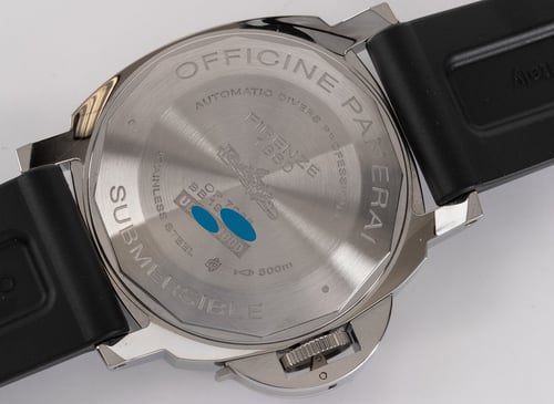 Caseback of Luminor Submersible
