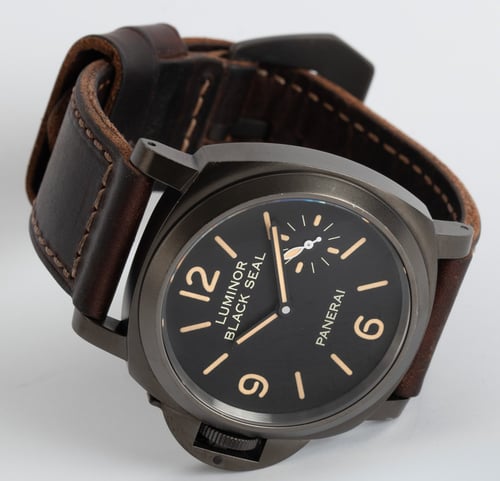 Front View of Luminor Black Seal Left-Handed 'Destro' 8 Days