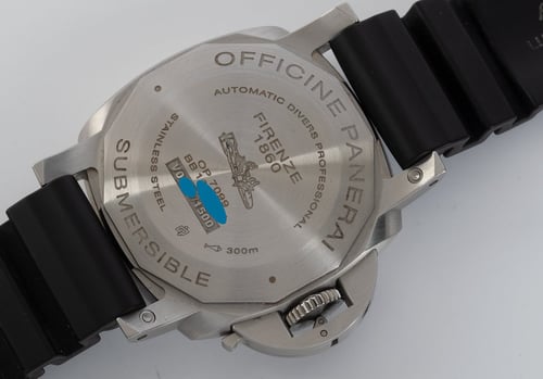 Caseback of Submersible