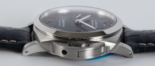 Crown Side Shot of Luminor Marina 1950 3 Days