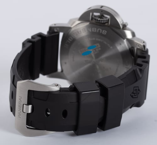 Rear / Band View of Luminor Submersible 1950 3 Days Auto 42mm