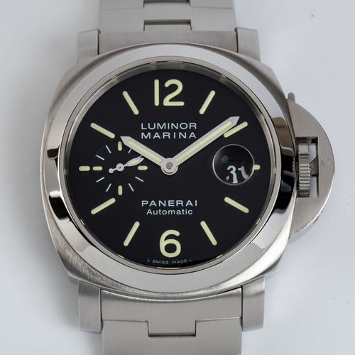 Front Shot  of Luminor Marina
