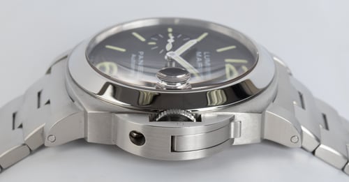 Crown Side Shot of Luminor Marina
