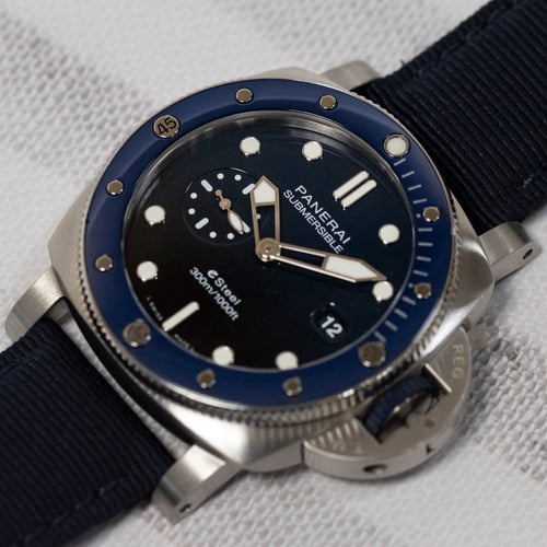 Extra Shot of Submersible Quarantaquattro Blu Profondo