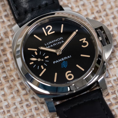 Extra Shot of Luminor Marina Blue Logo
