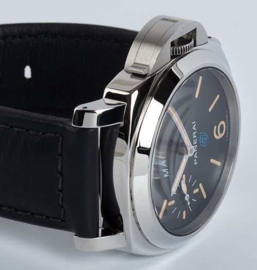 Dial Shot of Luminor Marina Blue Logo