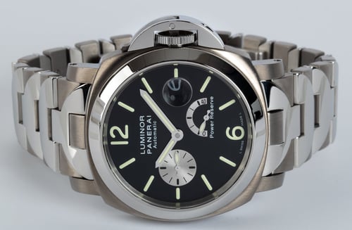 Front View of Luminor Power Reserve
