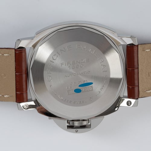 Caseback of Luminor GMT
