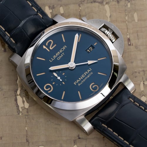 Stylied photo of  of Luminor GMT