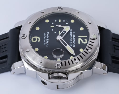 Crown Side Shot of Luminor Submersible