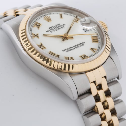 9' Side Shot of Datejust Midsize