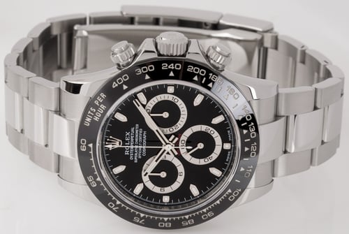 Front View of Cosmograph Daytona