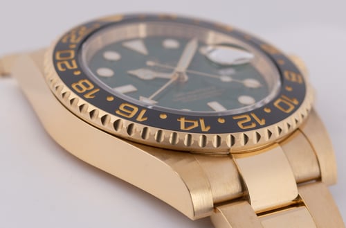 9' Side Shot of GMT-Master II