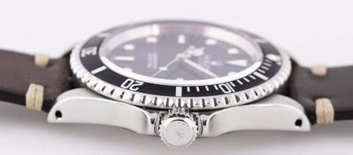 Crown Side Shot of Submariner