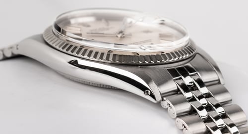 9' Side Shot of Datejust