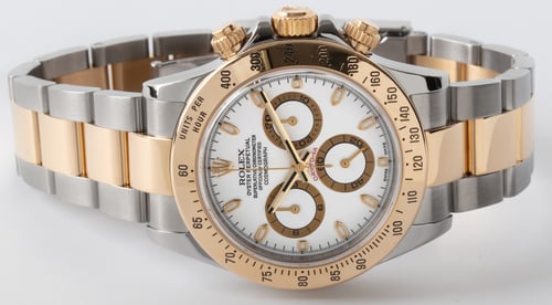 Front View of Daytona Cosmograph