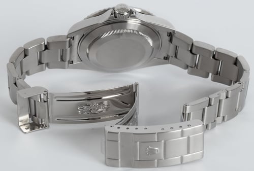 Open Clasp Shot of Submariner Date