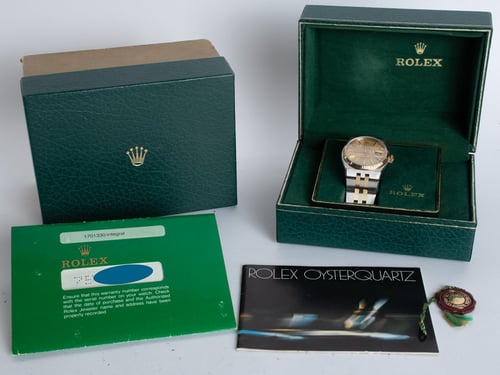 Box / Paper shot of Datejust Oysterquartz