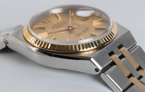 9' Side Shot of Datejust Oysterquartz
