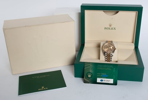 Box / Paper shot of Datejust 36