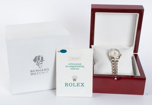 Box / Paper shot of Ladies Datejust 26