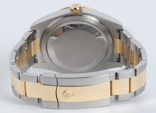 Rear / Band View of Sky-Dweller