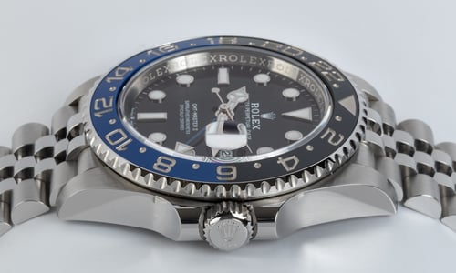 Crown Side Shot of GMT-Master II 'Batgirl'