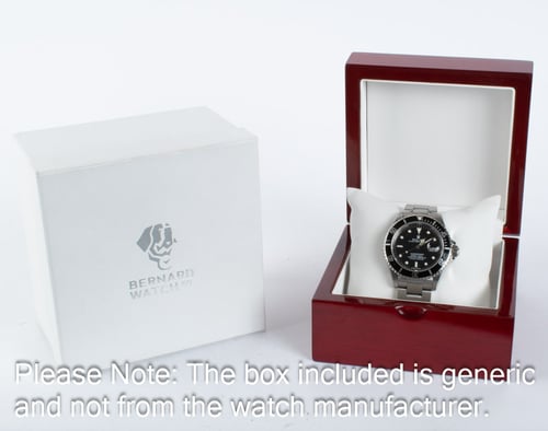 Box / Paper shot of Submariner Date