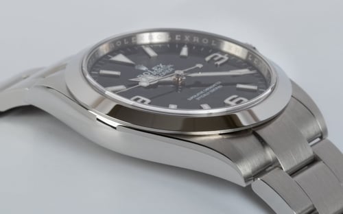 9' Side Shot of Explorer 40