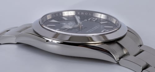 9' Side Shot of Explorer 40
