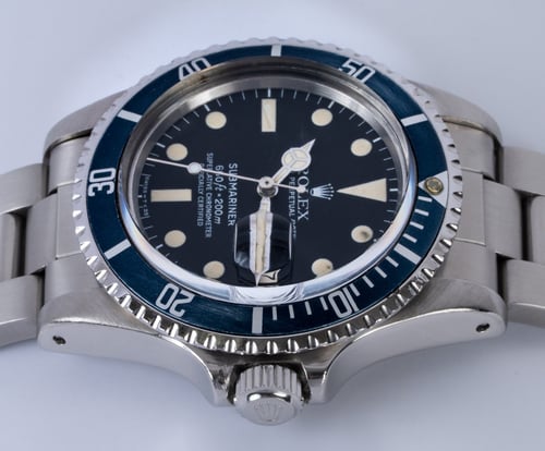 Crown Side Shot of Submariner Date 1680