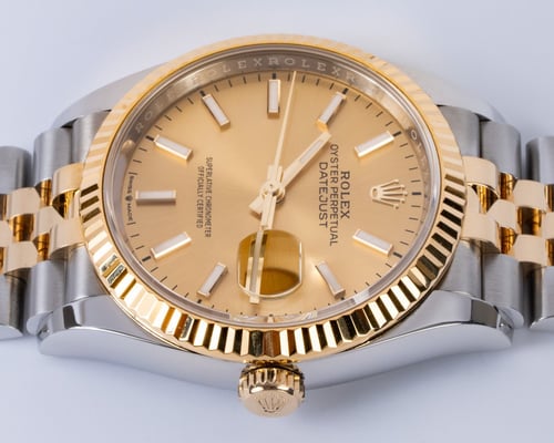 Crown Side Shot of Datejust 36