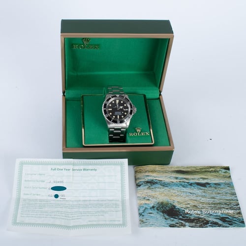 Box / Paper shot of Submariner Date 1680