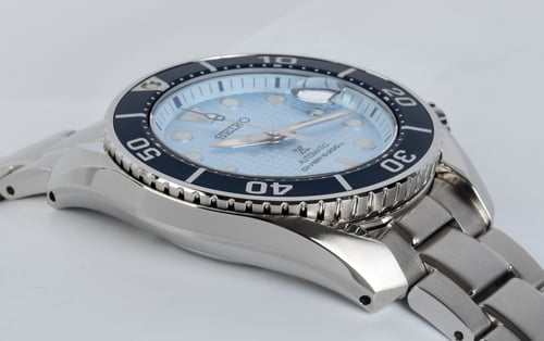 9' Side Shot of Prospex Ice Diver