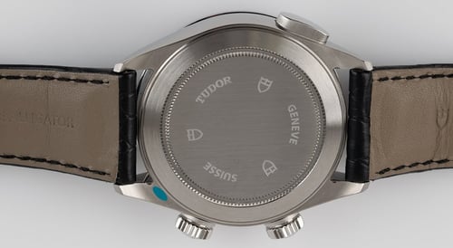 Caseback of Heritage Advisor