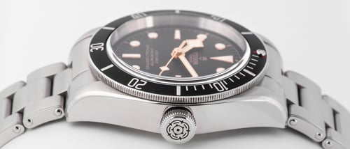 Crown Side Shot of Heritage Black Bay