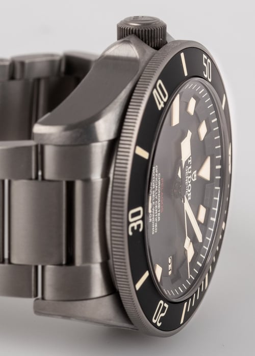 Dial Shot of Pelagos LHD