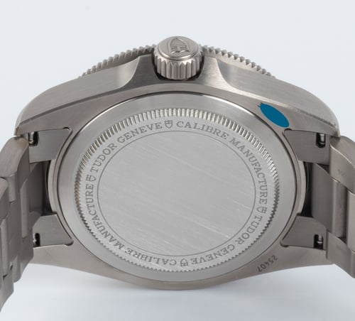 Caseback of Pelagos 39