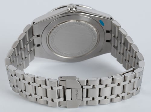 Rear / Band View of Royal Day  DAte