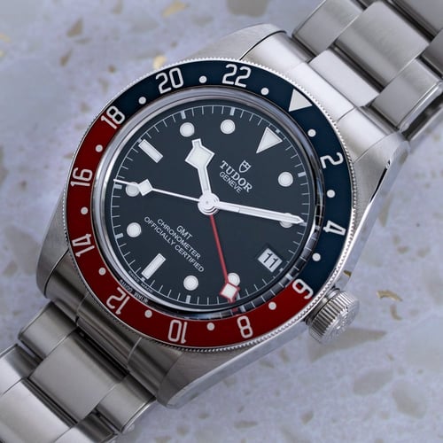 Stylied photo of  of Black Bay GMT 'Pepsi'