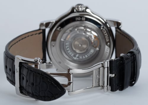 Open Clasp Shot of GMT Big Date