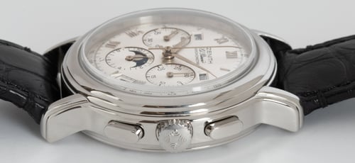 Crown Side Shot of Chronomaster El Primero Triple Date Moon