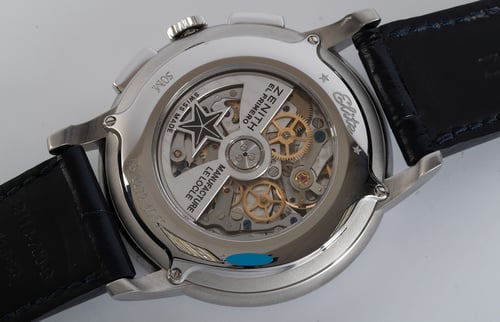 Caseback of Elite Chronograph Classic