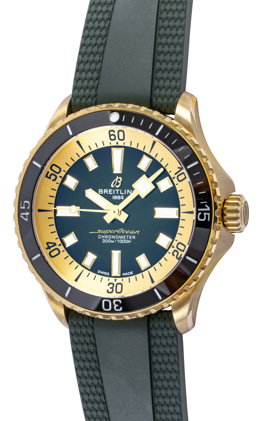 Breitling SuperOcean Auto 42 N17375201L1S1 - Green Dial, Bronze