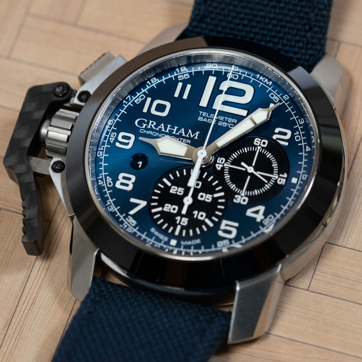 Graham Chronofighter Oversize : 2CCAC.U01A Graham Chronofighter Oversize : 2CCAC.U01A