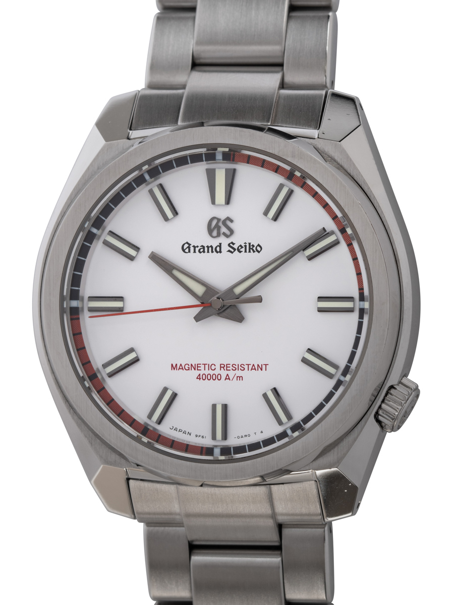 Grand Seiko Sport Collection 'Tough Quartz' : SBGX341