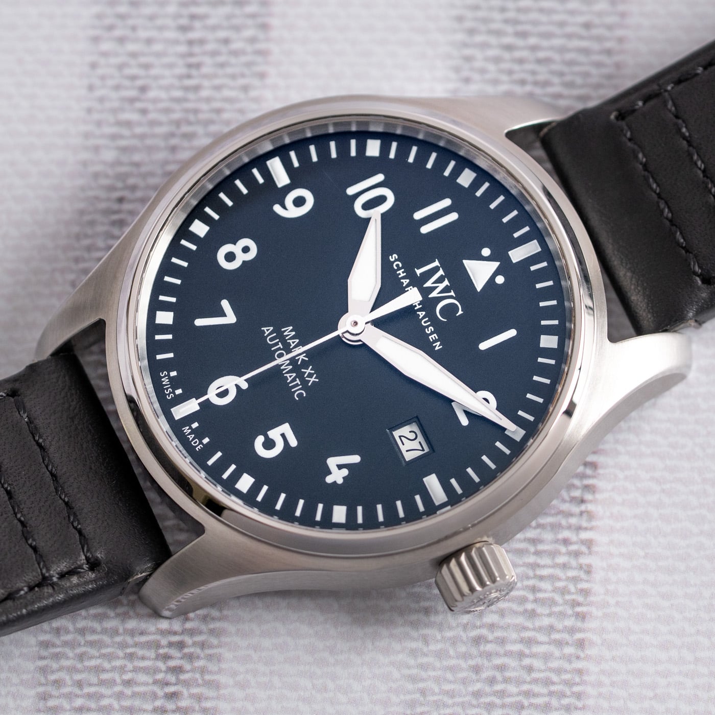 マクドナルド IWC Pilot's Watch Mark XX IW328201 - 2023 Black Dial, Steel, 40mm