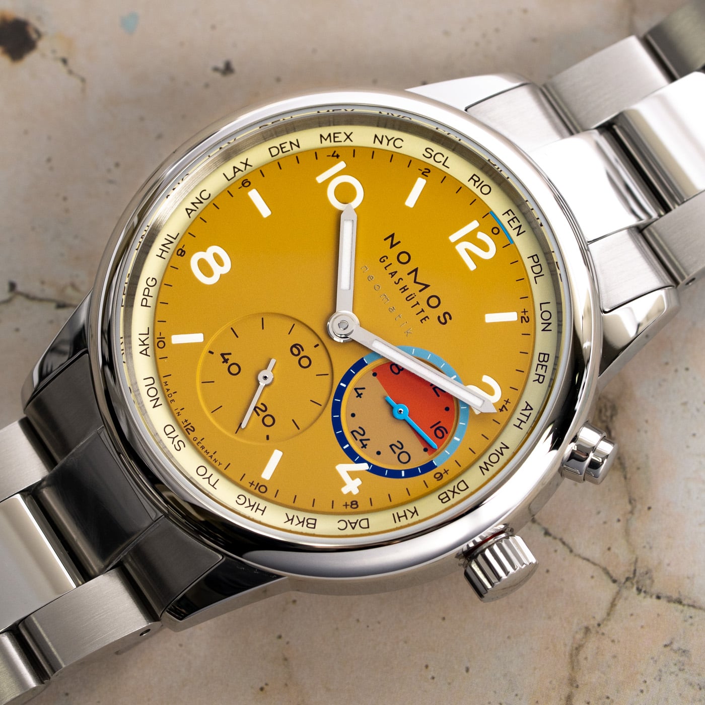 Nomos Glashutte Club Sport Neomatik Worldtimer Dune : 790-S6