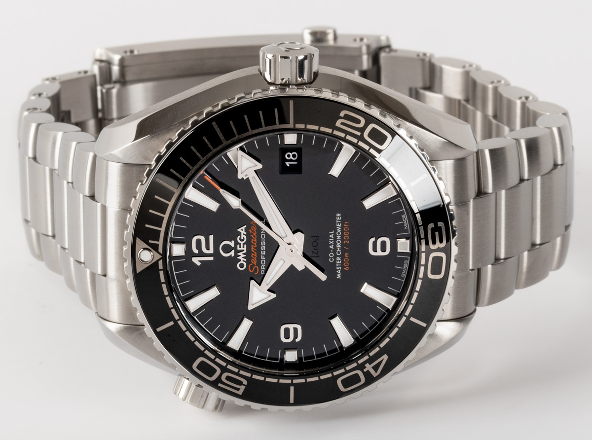 Front of Omega - Seamaster Planet Ocean 600m Master Co-Axial 43.5MM