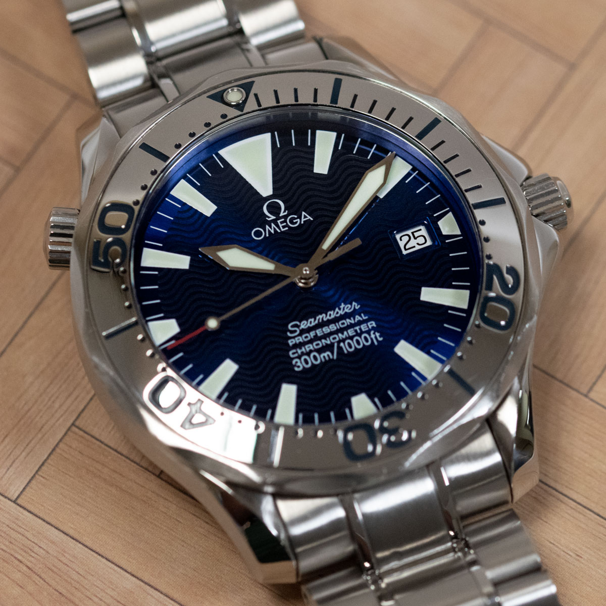 Omega Seamaster Professional 2255.80 - SOLD OUT - Electric Blue